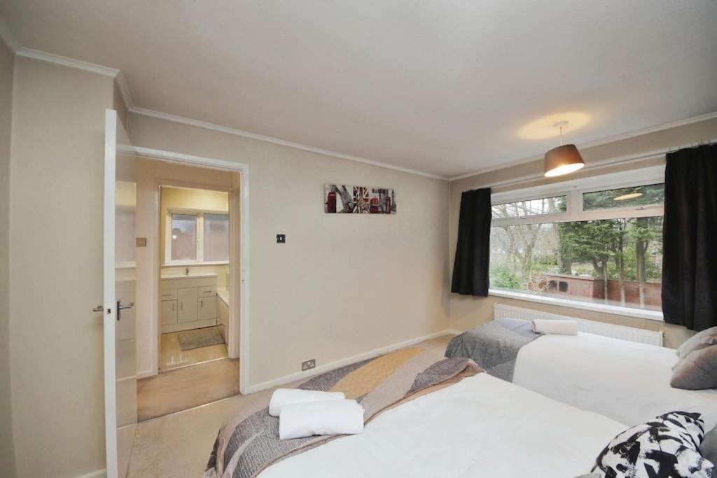 Beautiful Home Close To Town Free Netflix, Wifi Solihull Exterior foto